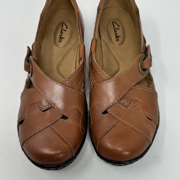 Clark’s Ashland India Tan Women’s Brown Leather Slip on Flats - Picture 6 of 16